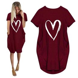 Women Casual Loose Dress With Pockets Fashion O Neck Short Sleeve Love Print Long Tops Female Street Plus Size 5XL T-shirt 210623