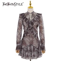 TWOTWINSTYLE Sexy Party Mini Dress For Women V Neck Long Sleeve High Waist Printed Leopard Dresses Female Fashion Stylish 210517