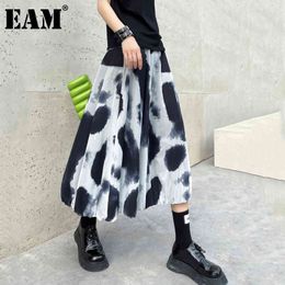 [EAM] High Elastic Waist Black Blue Tie Dye Vintage Long Half-body Skirt Women Fashion Spring Autumn 1DD7930 21512