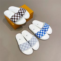 Designer Luxury Waterfront Slider Sandali Uomo donna Rubber Slide Sandali di design di lusso Scivoli Sandalo di alta qualità Scarpe causali con scatola