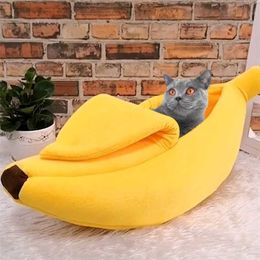 Cute Banana Cat Bed House Warm Pet Puppy Cushion Kennel Portable Mat Beds For Cats Kitten Soft Cama Gato Supplies 211111
