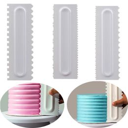cake icing smoother tool Canada - Baking Moulds Comb Icing Smoother Cake Scraper 6 Design Textures Fondant Mousse Cream Spatula Edge Pastry Decorating Tools Dropship