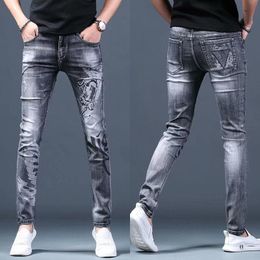 fashion modle Canada - Men's Jeans Modle Pants Casual Stretch Gray Straight Personality Youth Printing Fashion Men