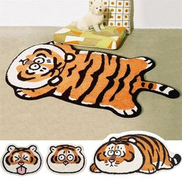 Cute Tiger Rug Children Room Cartoon Carpet Plush Thick Floor Mat Bathroom Non-slip Absorbent Doormat Bedside Soft Furry Carpets 220301