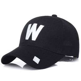 Spring Men's and Women's Outdoor Ball Caps Autumn and Winter Letter Duck Tongue Hat Couple Leisure Hats