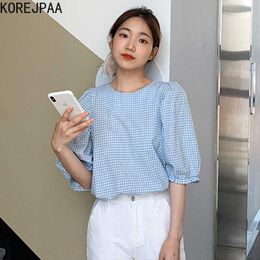 Korejpaa Women Shirt Summer Korean Chic Fresh Age-Reducing Round Neck Three-Button Back Five-Point Puff Sleeve Plaid Blouse 210526