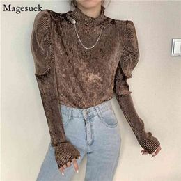 Autumn Winter Pleated Puff Sleeve Top Corduroy Loose Vintage Blouse Women Casual Chain Short Pullover Shirts 12331 210512