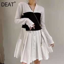 DEAT Fack Two Pieces Women White Patchwork Folds Single Breasted Dress New V-Neck Long Sleeve Slim Fashion Summer 7E0877 210428