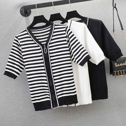 Vintage V-Neck Stripe short Sleeve Women Sweater Summer Short Knitted Cardigan Sweaters Womes England Style Tops 210604