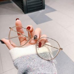 Occhiali da sole Occhiali rotondi Occhiali da vista Anti-Blue Eyeglasses per le donne Fashion Simple Classic Blocking 2021 Trendy Outdoor Travel Anteojos