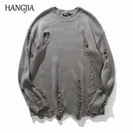 Wash Hole Ripped Knit Sweaters Men Women Streetwear Hip Hop Pullovers Jumper Fashion Oversized All-match Men Winter Clothes 220108