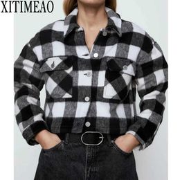 ZA Vintage Stylish Pockets Oversized Plaid Short Jacket Coat Women Fashion Lapel Collar Long Sleeve Loose Shirt Chic To 210602