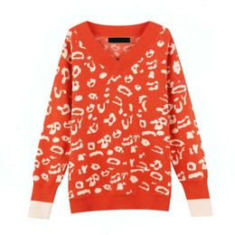 PERHAPS U Women Sweater Knitted Pullovers V Neck Long Sleeve Orange Pink Khaki Loose Casual Autumn Winter Spring Leopard M0112 210529