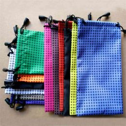 100 pcs/lot 18*95cm Case Soft Waterproof Plaid Cloth Sunglasses Bag Glasses Pouch Colour shipped random Wholesale