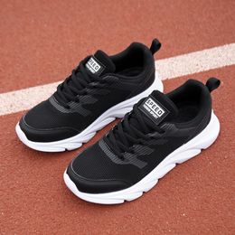 Wholesale 2021 Tennis Mens Women Sport Running Shoes Super Light Breathable Runners Black White Pink Outdoor Sneakers EUR 35-41 WY04-8681