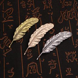 Metal Alloy Leaf Brooch Feather Pins Antique Silver Gold Plated Suit Accessories Woman Men Lapel Pin Brooches Jewellery Gifts