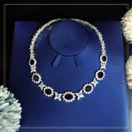 -Anhänger Halsketten 2021 Marke Schmuck Stilvolle teure Halskette Ball Dame Blau Zubehör Hohe Qualität Online Celebrity Bankett