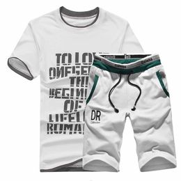 Summer Style Tracksuit Suits Mens T-Shirt Sets 2019 Summer Casual Sporting Suit Men Letter Print Top Tee Shirt +Board Tee Set X0610