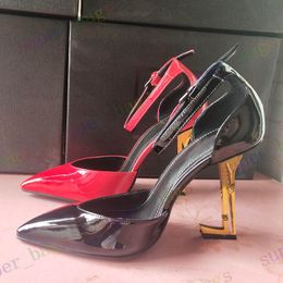 2021 Women Pointed Special-shaped Heel Sandals Flat Mules Luxurys Designers Shoes Stiletto Dress Slippers Size 35-42