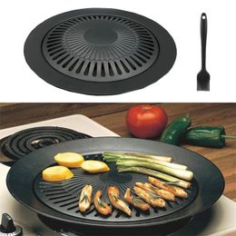 Round Nonstick Iron BBQ Pan Roasted Chicken Barbecue Plate Pans Tray Holder Home Kitchen Outdoor Camping Cooking Tools Cookware 210319