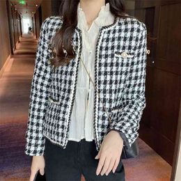 Autumn Winter Tweed Coats Women Vintage Long Sleeve Short Woollen Jacket Coat Female Korean Style Ins Houndstooth Outwear Top 210514