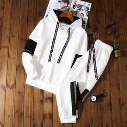 Spring Mens Sweatshirts Sets Fashion Sporting Suits Hoodies Men Sport Pants Polyester Sweatpants Men Hoodies Clothing Sweatshirt G1209