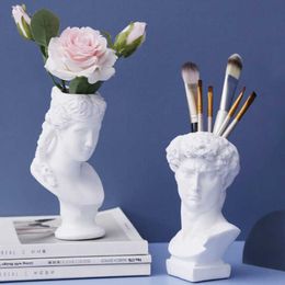 Resin Vase Flowerpot Home Decoration Makeup Brush Holder Pen Holder Cosmetic Storage Box European Sculpture Model Sketch 210623