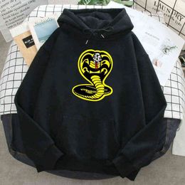 Cobra Kai Print Hoodies Mens Autumn Spring Sweatshirt Casual Long Sleeve Fleece Streetwear Hooded Male Hip Hop Streetwear Top H1227