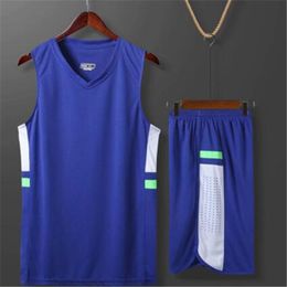 Cheap Customized Basketball Jerseys Men outdoor Comfortable and breathable Sports Shirts Team Training Jersey 055