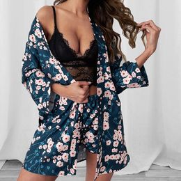 Women's 3-Piece Pyjamas Set Silk Robe Sexy Deep V-Neck Colour Printed Pyjamas And 3 / 4 Sleeve Women's Satin Home Gown X0526