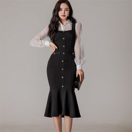 Han edition cultivate one's morality spring temperament of bud silk shirt single-breasted package hip braces skirt suits fem 210602