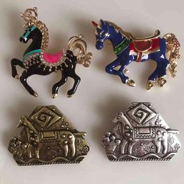 2021 Kpop Fashion Retro Cute Animal Big Black And Blue Enamel Pins Brooch For Men Suit/Brosche/Broszka/Broches/Broszki/Whole