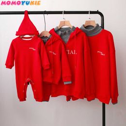 Family Matching Christmas Outfits Mother Daughter Kid Fall Winter Hoodies Family Clothes Looking Outfits Xmas Sweater 210713