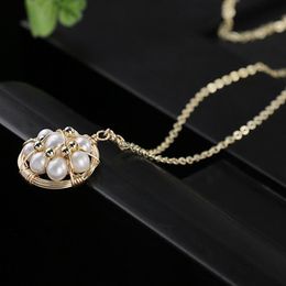 Fashion Copper Metal Wire Wrap Freshwater Pearl Pendant Necklaces Female Tide Clavicle Chain Necklace Women Jewelry Accessory