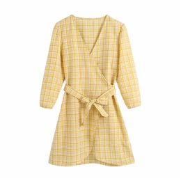 Sweet Women Yellow Plaid Dress Fashion Ladies V-Neck Asymmetric Vestidos Elegant Female Chic Bow Sashes Mini Dresses 210427