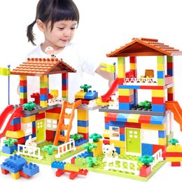 Classic Big Size Building Blocks House Roof Big Particle Assembly Construction Block Plastic Castle DIY Bricks Toys For Children Q0624