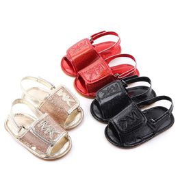 Summer New Infant Toddler Girls Sandals Solid Sole Baby Shoes Fashion Bling Leather Clogs 210326