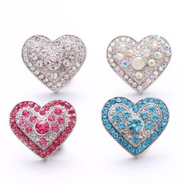 Wholesale Trendy Crystal Rhinestone Love Heart Snap Buttons Clasp 18mm Metal Decorative Zircon Button charms for DIY Snaps Jewelry Findings factory suppliers