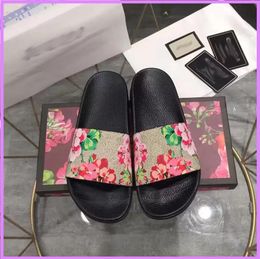 Herren Designer Slides Damen Hausschuhe Mode Luxurys Floral Slipper Leder Gummi Flats Sandalen Sommer Strand Schuhe D2112313F