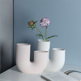 Nordic Ceramic Vase Simple Flower Pot Home Decoration Accessories Living Room Interior Office Desktop Table Bedroom Decor Garden 211215