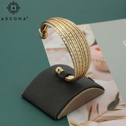 Bangle Ascona Twisted Gold Colour Bangles For Women Open Cuff Zinc Alloy Metal Charm Bracelets Jewellery Gift Party Accessories