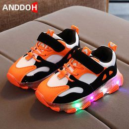 Size 21-30 Kids Boys Girls Glowing Casual Toddler Shoes Children Non-slip Luminous Running Sneakers Baby LED Lights Sport Shoe G1025