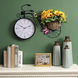 Wall Clocks Clock Living Room Fashion Creativity American Nordic Decorative Watch Restaurant Silent Light Luxury