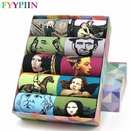 Sale funny Mens Men's Socks Medium tube Celebrity Oil Painting Series Leisure socks man