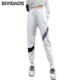 BIVIGAOS Fashion Striped Sports Pants Joggers Women SweatPants Spring Autumn 2020 New INS Tide Loose Pants Cotton Casual Pants Q0801