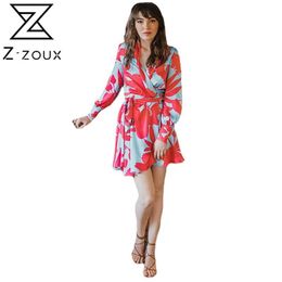 Women Dress V-neck Long Sleeve Vintage Printing es Woman Plus Size Sexy Short Summer Beach Fashion 210513