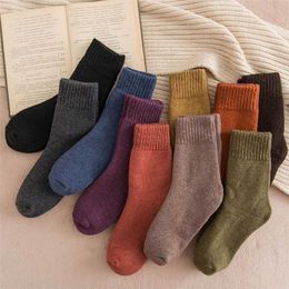Women's Winter Thick And Warm Solid Colour Wool Socks Long Casual Cashmere Woman 3 Pair 211204