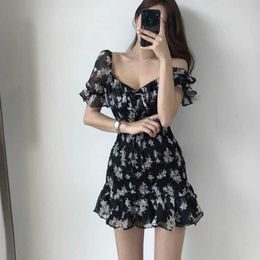 Women Dresses Summer Sexy V Neck Floral Print Boho Beach Dress Ruffle Short Sleeve A-Line Mini Dress Sundress Robe 210527