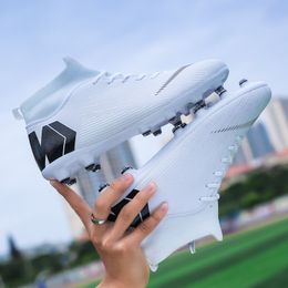 Mens CR7 Soccer Shoes All White Academy MDS Football Cleats Teenager Training Breathable Sneakers Kids Elite Ankle Boot Futsal