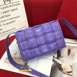 Designer fashion shoulder luxury chain pouch bags handbags High quality purses Crossbody bag Retro decoration wallet